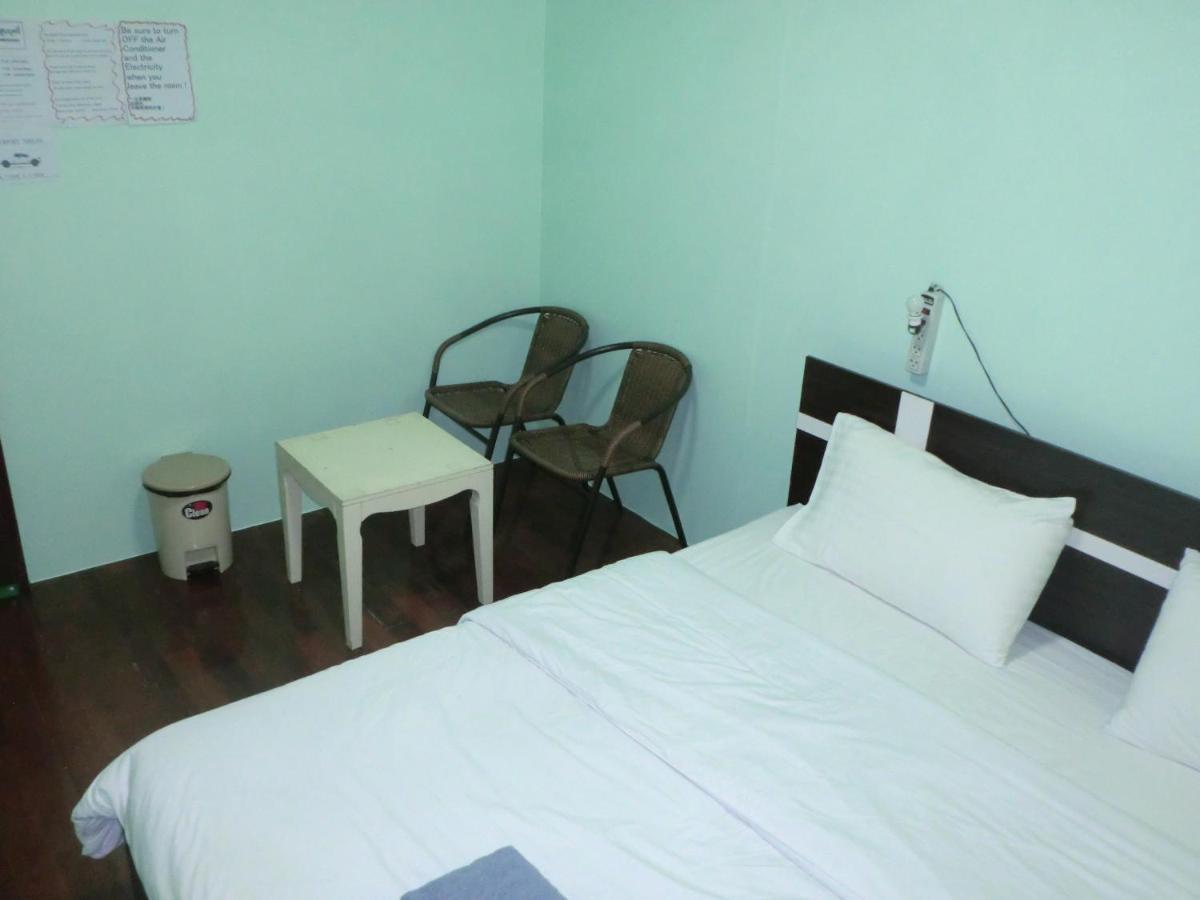 Sakura House Hostel Чиангмай Екстериор снимка
