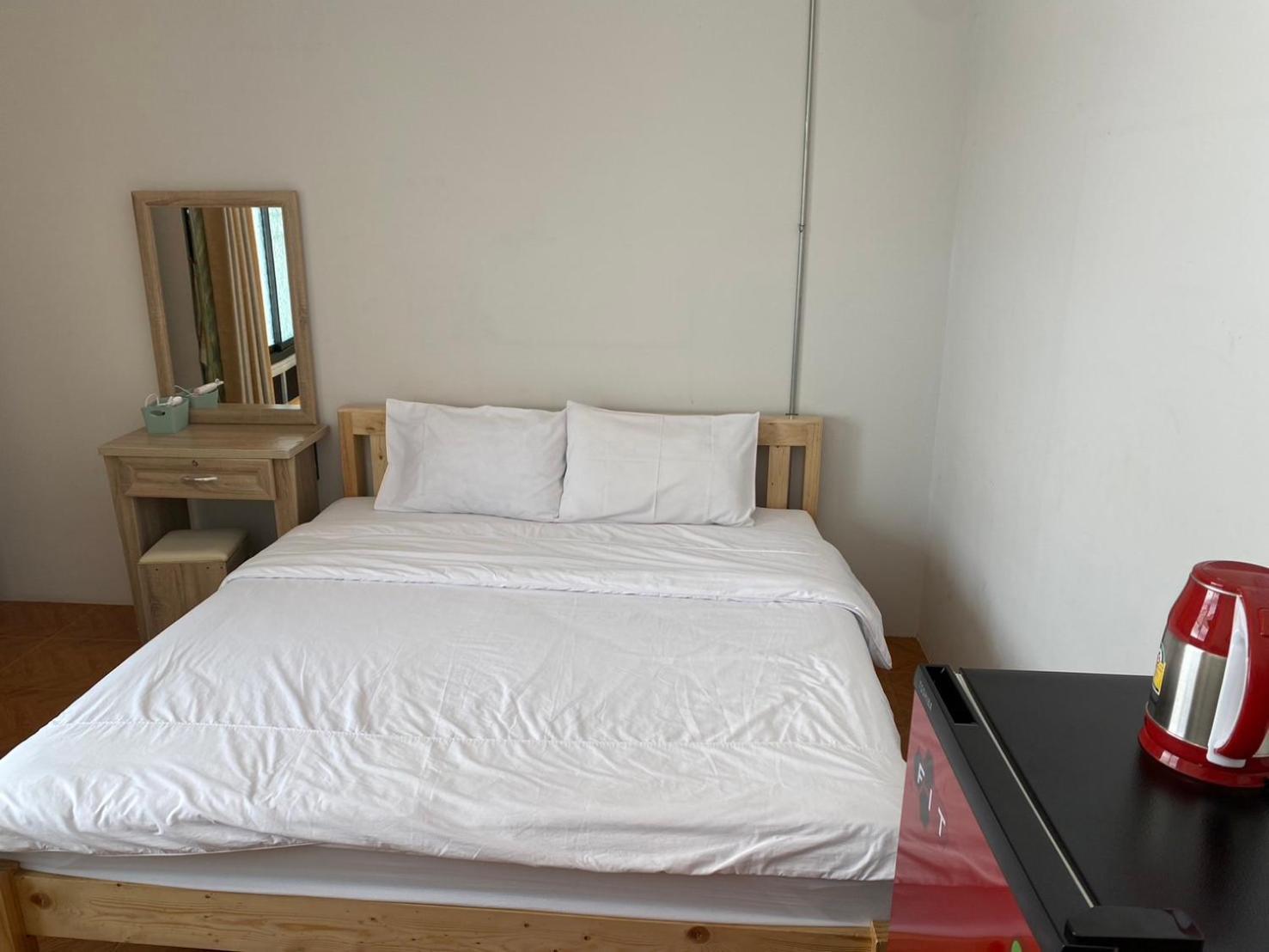 Sakura House Hostel Чиангмай Екстериор снимка