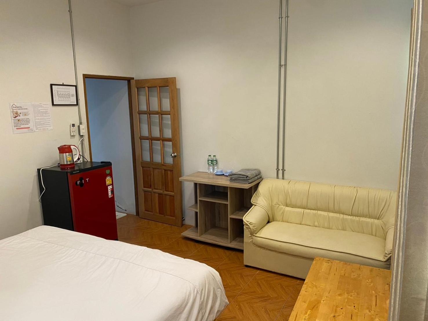 Sakura House Hostel Чиангмай Екстериор снимка